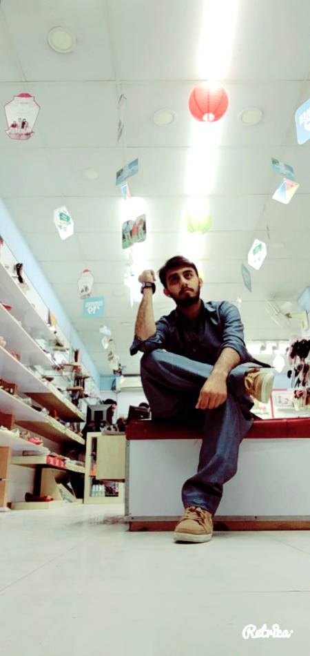 'Ham' waqt' ki' raftar' sey' badlne' wale' log' nahi'     

'Molaqat'jab'bi'hngi'andaz' purana hoga. 🖤🤟