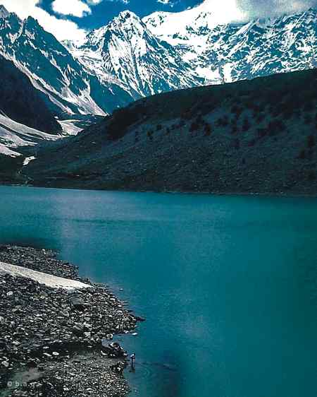 RAMA LAKE ASTORE,,,Rama lake  is a small lake in astore valley gilgit baltistan Pakistan. Astore  valley is full of meadows and pastures.