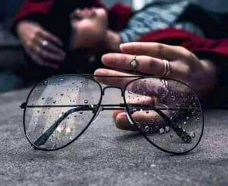 تمہارے بعد چشمہ صاف کرنے کا نہیں سوچا تمہارے بعد اچھا دیکھنے کے چاہ کس کو تھى