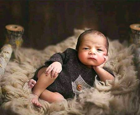 Chotu lgta ha sab so gay koi nhi edr gapshap k lia tu b so jaa😊