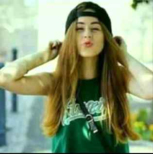 بتمیز ہونے کا اِک فائدہ یہ بھی ھے۔۔۔۔رشتےدارمُنہ نہیں لگاتےرشتہ بھی نہیں بھجتے