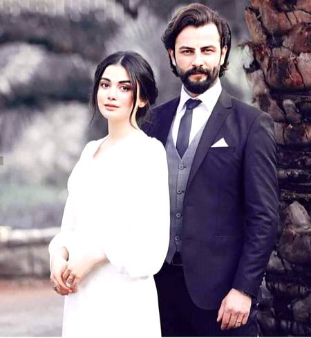 یہ جو کہتے ہے نہ ہم کبھی چھوڑ کے نہیں جائے گے 
یہی تو لمبھی لمبھی چھوڑ کے جاتے ہے 🔥💔