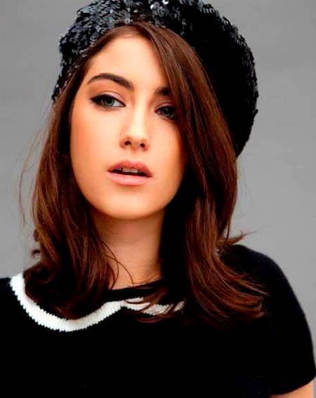 Hazal Kaya!