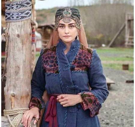 Esra bilgic......😍😍😍😍😍😍