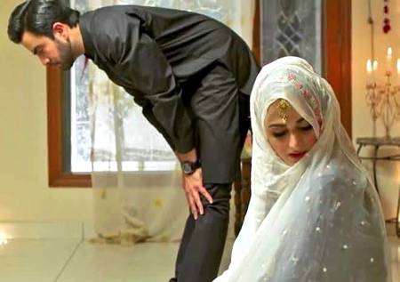 نکاح مسجد میں ہو, ❤
اور جہیز میں ایک قرآن اور ایک جائے نماز ہو, 💕
مٹھائی میں کھجور ہو
😍اور حق مہر میں فجر کی نماز..
👈🌷یہ سادگی... ❤قبول ھے تو بتائیں.؟
ہائے😘