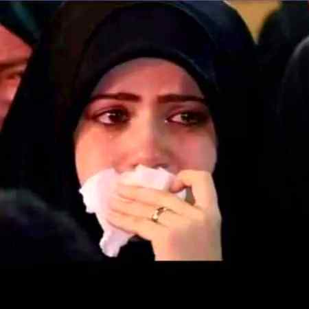 رزق کا وعده الله رب العالمین فرما رھا ھے مگر مغفرت کا وعده نھی فرما رھا، اور ھم اتنے لا پرواه ھو چکے ھیں ھم رزق کے پیچھے بھاگ بھاگ کر زندگیاں تباه کر لیتے ھیں مگر مغفرت کی ھوش نھی ھوتی، ھمیں چاھیے که ھم ھر دم الله رب العالمین کی عبادت کریں اور عبادت میں پھلے نماز آتی ھے، اس لیے نماز آج ھی سے پڑھنا شروع کریں ، اگر نمازیں درست ھوئیں تو باقی اعمال بھی آسان ھوں گے ان شاءالله
* * * * * * * * * * * * * * * * * * * * * * * * * *
ھر عمل، الله رب العالمین کی رضا کے لیے
پیارے اور آخری نبی پر بے شمار درود و سلام
علم کی روشنی، ھدایت کی روشنی