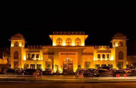 ShahJahan Grill Restaurant, Gulgasht, MuLTaN.. :)