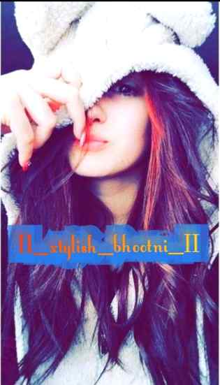 Mein izzat un ko deti hu jo deserve😎👈krte ha un ko nhee❌jo demand krte ha😎😏😃👈