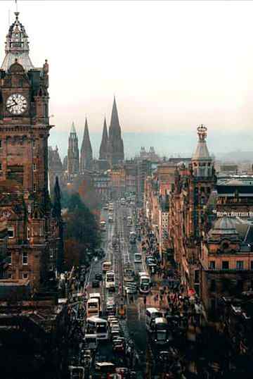 Edinburgh, Scotland before quarantine.💛