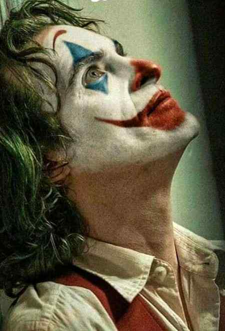 ۔۔۔نادان  ہوں نہ سمھج ہوں___ بے کار ہی سمجھو
دل روتا ہے ہونٹ ہنستے ہیں____ فنکار ہی سمجھو۔ ۔

SaaD