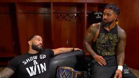 Reigns ready to fight with his cousin Jey usous❤🙏💔🕷