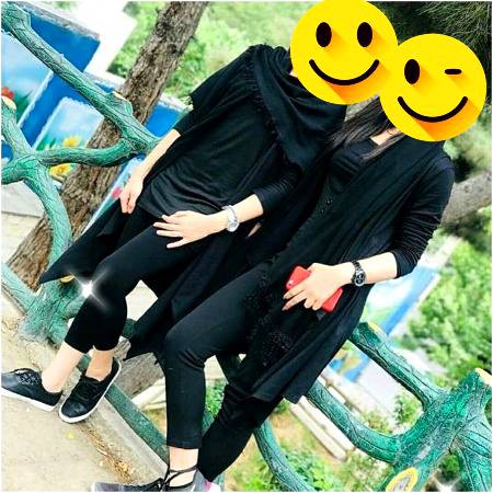 بازیچۂ اطفال ہے دنیا مرے آگے ہوتا ہے شب و روز تماشا مرے آگے اک کھیل ہے اورنگ سلیماں مرے نزدیک اک بات ہے اعجاز مسیحا مرے آگے جز نام نہیں صورت عالم مجھے منظور جز وہم نہیں ہستیٔ اشیا مرے آگے Um e Hani Rajpoot