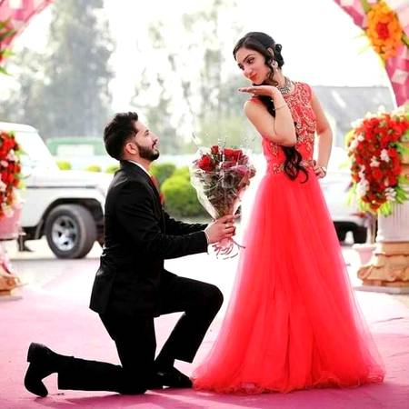 💞محبت میں جھکنا ____ کــوئی عجیب بات نہیں 💞
💞 چمکتا سورج بھی تو ڈھـــل جاتا ہے چاند کے لیے 💞