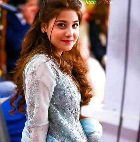 Hina Altaf❤❤
Crush😘😘