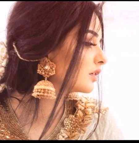 دو دن ہنس کے ملتے ہیں پھر بھول جاتے ہیں ۔۔۔✌🏻❤
یہ لوگ مطلب کی حد تک کتنا پیار کرتے ہیں۔۔۔💔🔥