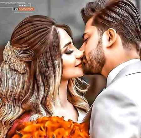 Muhbt zindagi k feslon se lar nhi skti. ....!!
Kisi ko khona parta hai. ..
Kisi ka hona parta hai...