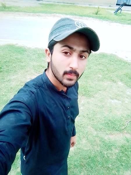 نفرتیں،سازشیں،مکاریاں
یہ سب کم ظرف لوگوں کے مشغلے ہیں