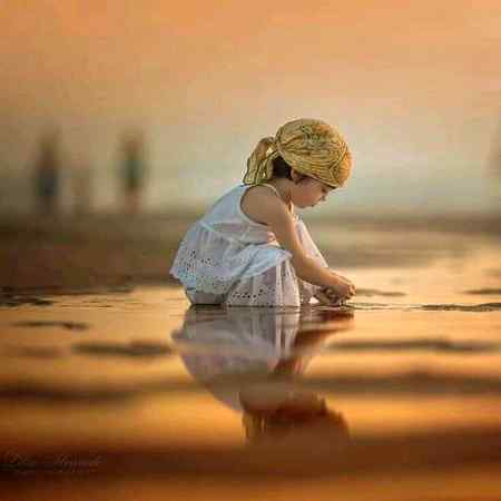 مان بھی لوکہ محبت میں اب پاکیزگی نہیں رہی قفسؔ 
جی کو بہلانے کے بہانے ڈھونڈھ لیے ہیں تم نے۔