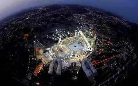 خانہ کعبہ کا نقشہ حضرت جبرائیل علیہ السلام نے تیار کیا۔❤

🛡خانہ کعبہ میں ہجر اسود مشرق کی سمت ہے۔

🛡خانہ کعبہ کا طواف ہجر اسود سے شروع ہوتا ہے۔

🛡خانہ کعبہ کی تعمیر حضرت ابراہیم علیہ السلام اور ان کے بیٹے حضرت اسماعیل علیہ السلام نے مل کر کی۔

🛡خانہ کعبہ کی بلندی 54 فٹ 8 انچ ہے۔

🛡خانہ کعبہ کو تعمیر ہوئے تقریباً 4 ہزار سال کا عرصہ ہو گیا ہے۔

🛡خانہ کعبہ پانچ پہاڑوں کے پتھروں سے تعمیر کیا گیا۔

🛡خانہ کعبہ کی چھت میں کل 80 قندیلیں ہیں ۔

🛡خانہ کعبہ کے غلاف کی لمبائی 54 میٹر ہے۔ اس کو ہر سال تبدیل کیا جاتا ہے۔

🛡خانہ کعبہ کے غلاف میں ایک ( من) چالیس کلو گرام سے زیادہ سونے کی تاروں کا استعمال کیا جاتا ہے ۔

🛡خانہ کعبہ کا غلاف پورے ایک سال میں تیار کیا جاتا ہے۔

خانہ کعبہ کی چھت کو کھولا نہیں جاتا