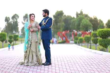 جانتے ہو محبت کیا ہے ؟
پہلی نظر میں نکاح کی دعوت دینا 😘😍❤
Anu Malik 💖😇