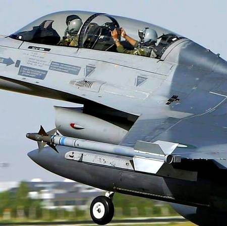 PAF F-16 Fighting Falcon