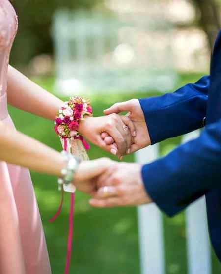 Zindagi khoobsurat hai.