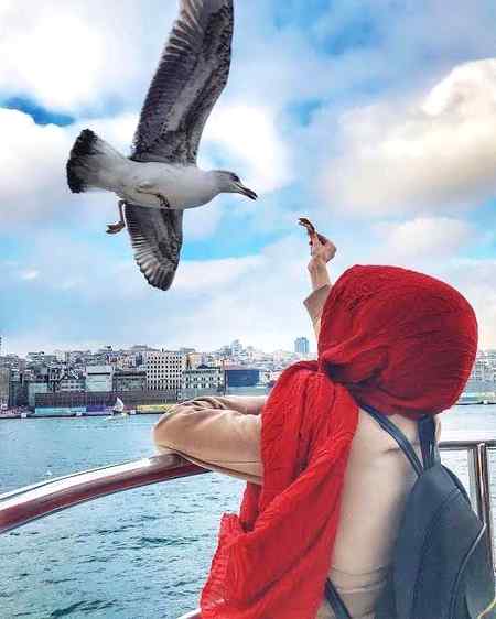 کسی کے صبر کو آزمانا بھی گناہ ہے کیونکہ صبر کا معاملہ اللہ کا معاملہ ہوتا ہے✌🙂