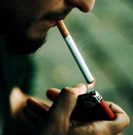منافقت کے ڈسے ہوئے پهر
خلوص پر بهی یقین نہیں رکهتے
🔥🔥