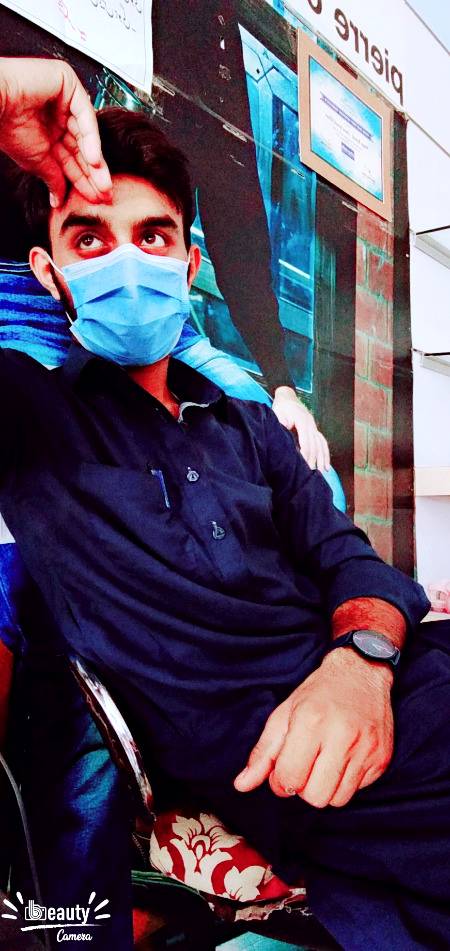 Aj m ny apny frnd ki barat dekhi bht dukh huwa muje💔😣😭k 1 larki jo zindgi bhar baap k ghar me rehti h achanak sb chor kr bina peechy dekhy wo parate logo n sath jati h r sb sehti h... Fir b usy drd q milta h 💔ya Allah hr larki k naseeb behtreen krdy ameeen suma ameeen.... M larki nh Hu pr kisi ko chorny ka dukh smk skta Hu. 😣😣😭😭
