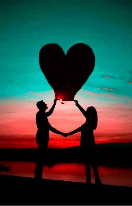 اقرار ہے کہ دل سے تمہیں چاہتے ہیں ہم کچھ اس گناہ کی بھی سزا ہے تمہارے پاس