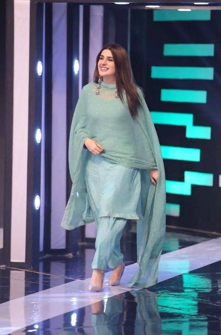Kubra khan on Jeeto Pakistan...