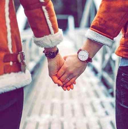 کچھ دل کی مجبوریاں تھیں کچھ قسمت کے مارے تھے.💔💔
ساتھ وہ بھی چھوڑ گئے جو جان سے پیارے تھے..
.💔💔😥
H🥀🔥