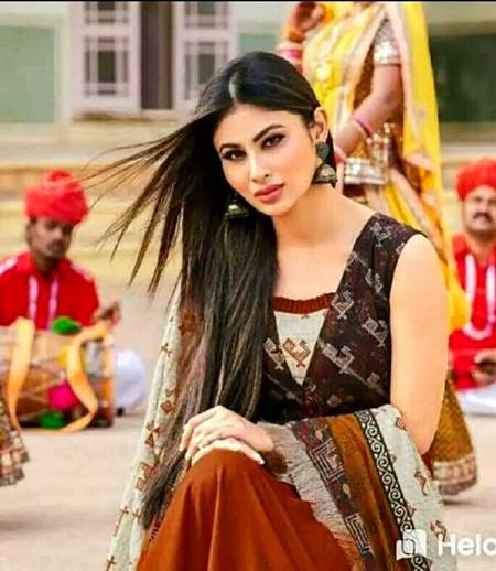 Mouni Roy