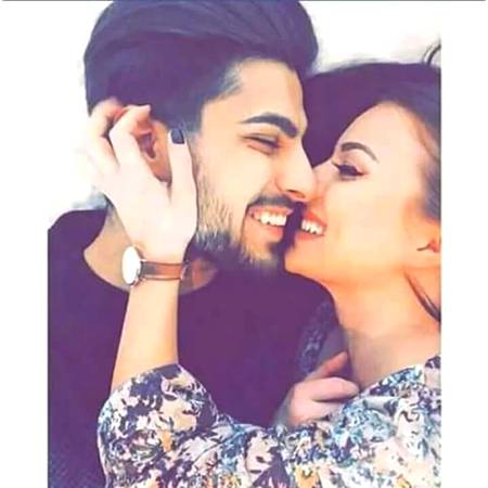 ,,, فاصلوں کی نا کیجیے پرواہ 
,,, آپ عادت نہیں __ محبت ہیں”__❤🔥

✌🥀
      🥀❣️love🔥🥀