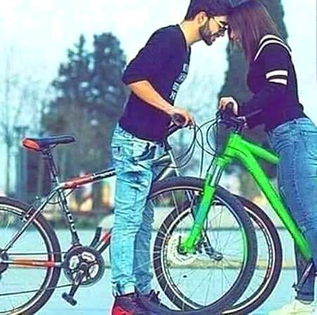 ❤ کھو گیا تو---پچھتاؤ گئے بہت,
مجھے تو لوٹ آنے کی عادت بھی نہیں. ❤