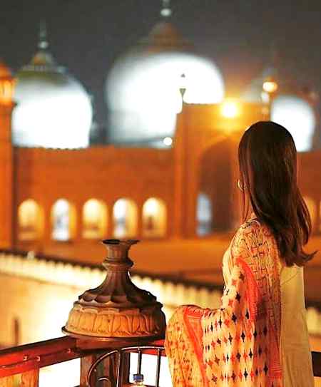 مجھے مجبور نہ کرو کچھ لکھنے پر

ورنہ  تم  رو پڑو   گے
❤