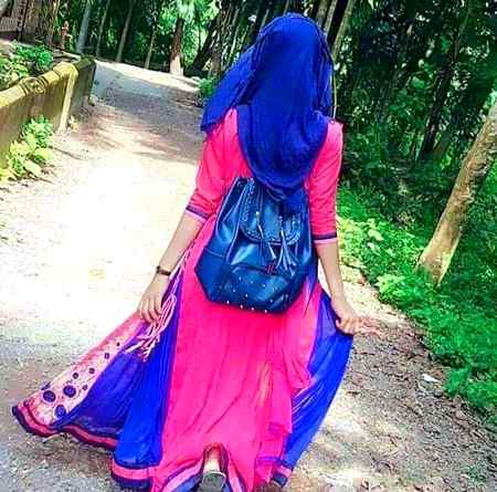 میرا سیدھا سادہ مزاج تھا،مجھے عشق ہونے کی کیا خبر۔۔❤️
"تیرا اک نظر وہ دیکھنا میرے سارے شوق بدل گیا۔✌️💝