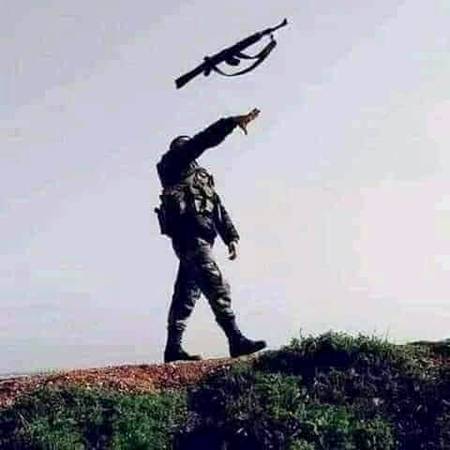 راہ حیات کی تلخیاں پیتے پیتے
اب تو محسن بہت کڑوے ہو گے ہیں ہم