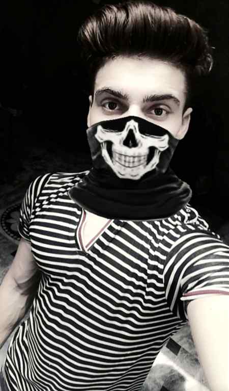 Booo 👻__

Tb