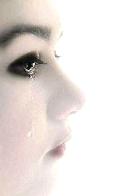 محبت منفرد میری __تمناچار سُو تیری•
/
مگر تم ہو،_کبھی اُس کے،_کبھی اس کے،_سوا میرے.