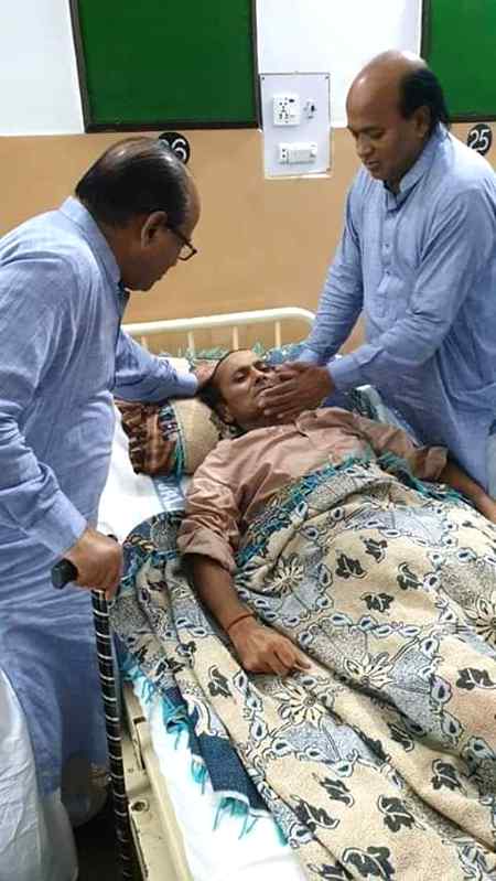 I miss you so much Qamar Uncle 😨😨😰😰😨