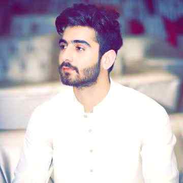 Umer Butt..👌👍😍😍❤