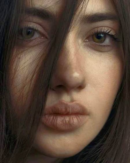 میں جینا چاہتی ہوں 
اور سرہانے کوئی یسین پڑھتا جا رہا ہے💔
