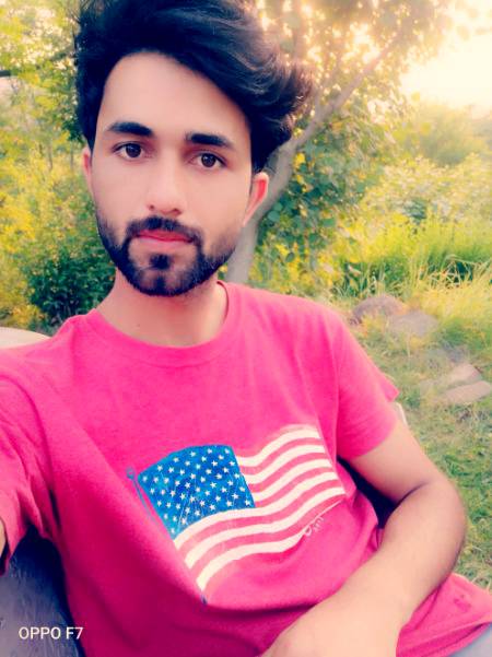 میں بات بھی مستقل نہیں کرتا....
تم محبت کا کہہ رہی ہو🔥😏