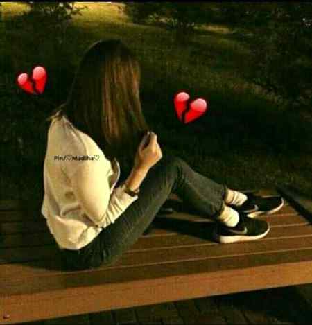 Yeh jO bheek samjh kr waqt deytay hO Na
Yaad rakhna 
Sdaa koi BadShah nhi rehta...!!😑