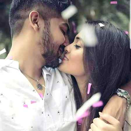 💝💝IShq mEi mUlaqaat zarOori nhi hOti💝💝
💝💝Yahan hazriyaan Dil mEi hOti hain💝💝
