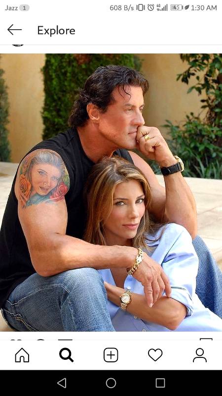 who's that girl who's tattooed in his shoulder, arm!? 👀