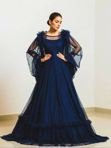 Ayeza khan