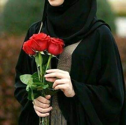دنیا کی نفرتیں مجھے قلاش کر گئیں
اک پیار کی نظر میرے کاسے میں ڈالئے ❤M@hi💕