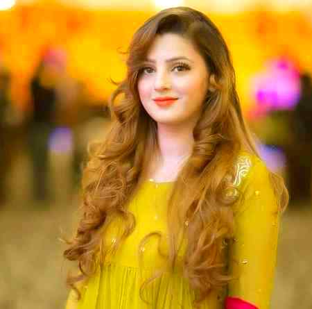 جب کسی کو فرق پڑتا ہے کسی کے ہونے سے .
توپھر وہ ضرور ڈرتا ہے  اس کو کھونے سے.